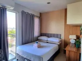 913Cityscape located at city center