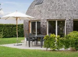 Kugelhaus Kirana - Ruhiges Naturdomizil in runder Bauweise am Waldrand des Tollensesees