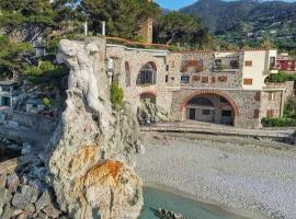 Villa a Rocchetta Luxury Guesthouse，位于蒙特罗索阿尔马雷的豪华酒店