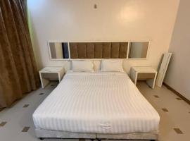 Aram room，位于利雅德的酒店