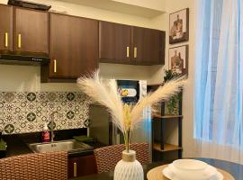 Cozy Cabin by JLS Near Venice Grand Canal Mall，位于马尼拉的酒店