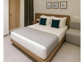 KANT by GoHotels - Near Shree Dwarkadhish Temple，位于德瓦尔卡的酒店