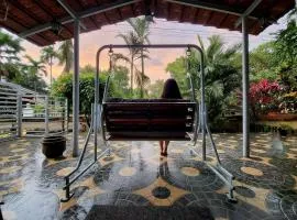 Casa Jyotsana - 3Bhk Pvt Villa, 5 mins to beach, Patio, Pool