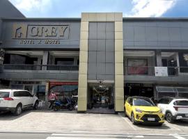 Dancenter Airport Hotel - Grey Hotel，位于Santol的酒店