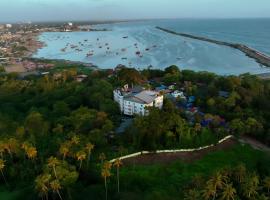 D Fort Hotel Kollam，位于奎隆的酒店