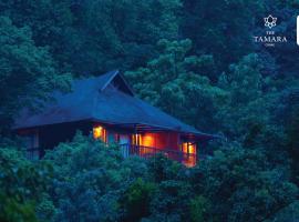 The Tamara Coorg，位于Kakkabe的带泳池的酒店