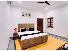 Hotel Ashirvad Inn Residency Near Lakshmi Temple