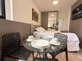 Studio, piscina, sinuca, academia sauna a 3 min praia