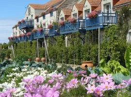 Eco-Domaine La Fontaine - RESIDENCE-SPA - 300 m Plage de la Fontaine aux Bretons