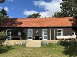 House direct to beach