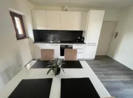 Vacallo Panorama Apartament - RentuGoo Travel