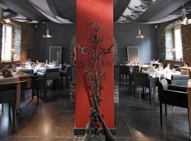 Hotel Ancien Hopital，位于圣胡伯特的酒店
