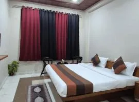 Hotel dhola maru