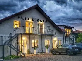 Villa Sjesta komfortowe apartamenty, prywatny parking, gratis parking w centrum miasta