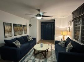 Burungos Place at Humacao, PR，位于乌马考的酒店