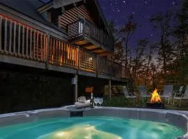 LOG CABIN w HOT TUB, BEACH access, near of TREMBLANT