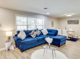 Quiet, Stylish and Convenient Home in Prattville，位于普拉特维尔的酒店