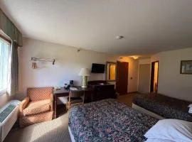 (1 Bedroom unit next to downtown Nisswa and BIR