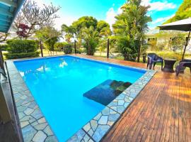 Ocean Breeze Villa，位于萨武萨武的海滩酒店