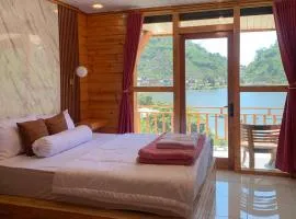 Avana Cabin Sikunir Lake View