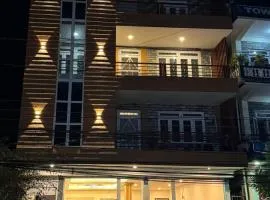 Kavya Hotel and Restaurant