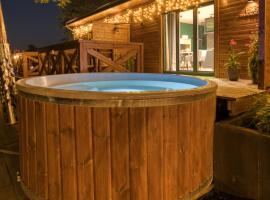 Biwak Na Skarpie，位于Wola的酒店