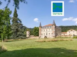 Domaine et Château de Valinches