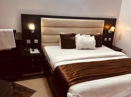Elite Gold Luxury Hotel，位于阿布贾的酒店