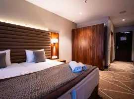 Puzzle Hotel Airport Frankfurt