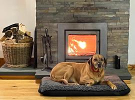 Kirkstone Lodge，位于Insh的酒店