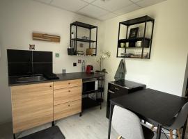 Peaceful apartment，位于维耶尔宗的酒店