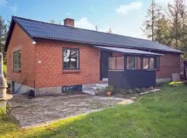 3 Bedroom Stunning Home In Fårvang