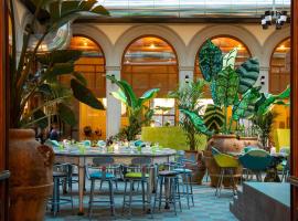 25hours Hotel Florence Piazza San Paolino，位于佛罗伦萨的住宿