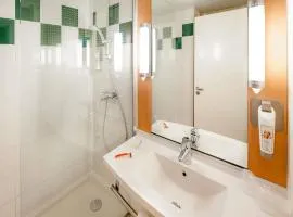 宜必思瓦纳酒店