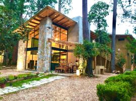 Caba&ntilde;a Bolonch&oacute;n Escapada en la Naturaleza，位于圣克里斯托瓦尔-德拉斯卡萨斯的乡村别墅