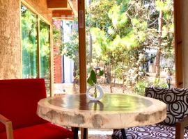 Cabaña Primavera, Acogedora cabaña en el bosque，位于Zinacantán的酒店