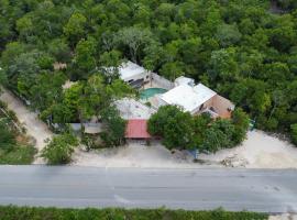 THE HOUSE VILLA 8pax，位于Macario Gomez的酒店