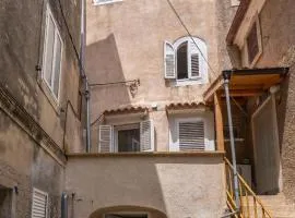 Holiday house with WiFi Cres - 24872