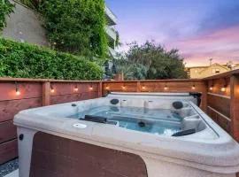 Sea View, Sauna, Hot Tub, Beach Bikes, Stream