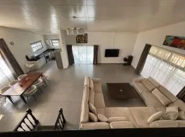 Villa Famirie 8-10 people