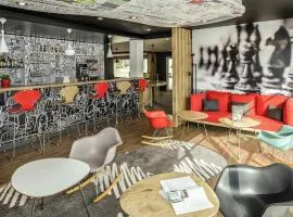 佩皮尼昂南圣查尔斯宜必思酒店