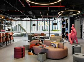 Moxy Alfragide Lisboa，位于阿尔弗拉基德的酒店