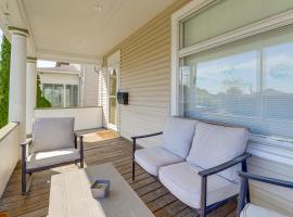 1 Mi to Dtwn and Franciscan University Home with Yard，位于斯托本维尔的酒店