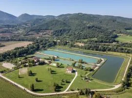 Lovely Home In Montone With Wifi