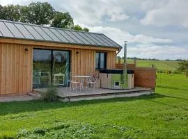 Cabane cosy & bain nordique vue Sion