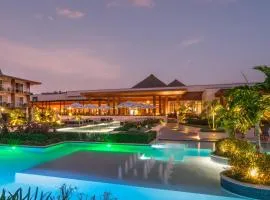 Crowne Plaza Fiji Nadi Bay Resort & Spa by IHG