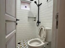 Hotel INQUERS，位于Pamekasan的酒店