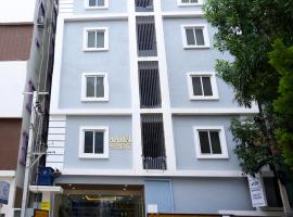 Axon Business Hotel Kondapur HITEC City Hyderabad，位于Kondapur的酒店