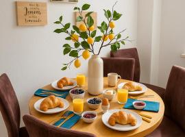 Ferienwohnung NUMI direkt im Stadtzentrum Zittau kostenloser Parkplatz，位于齐陶的酒店