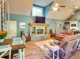 'Tookies Retreat' Walk to Mairina! Home w/ Hot Tub